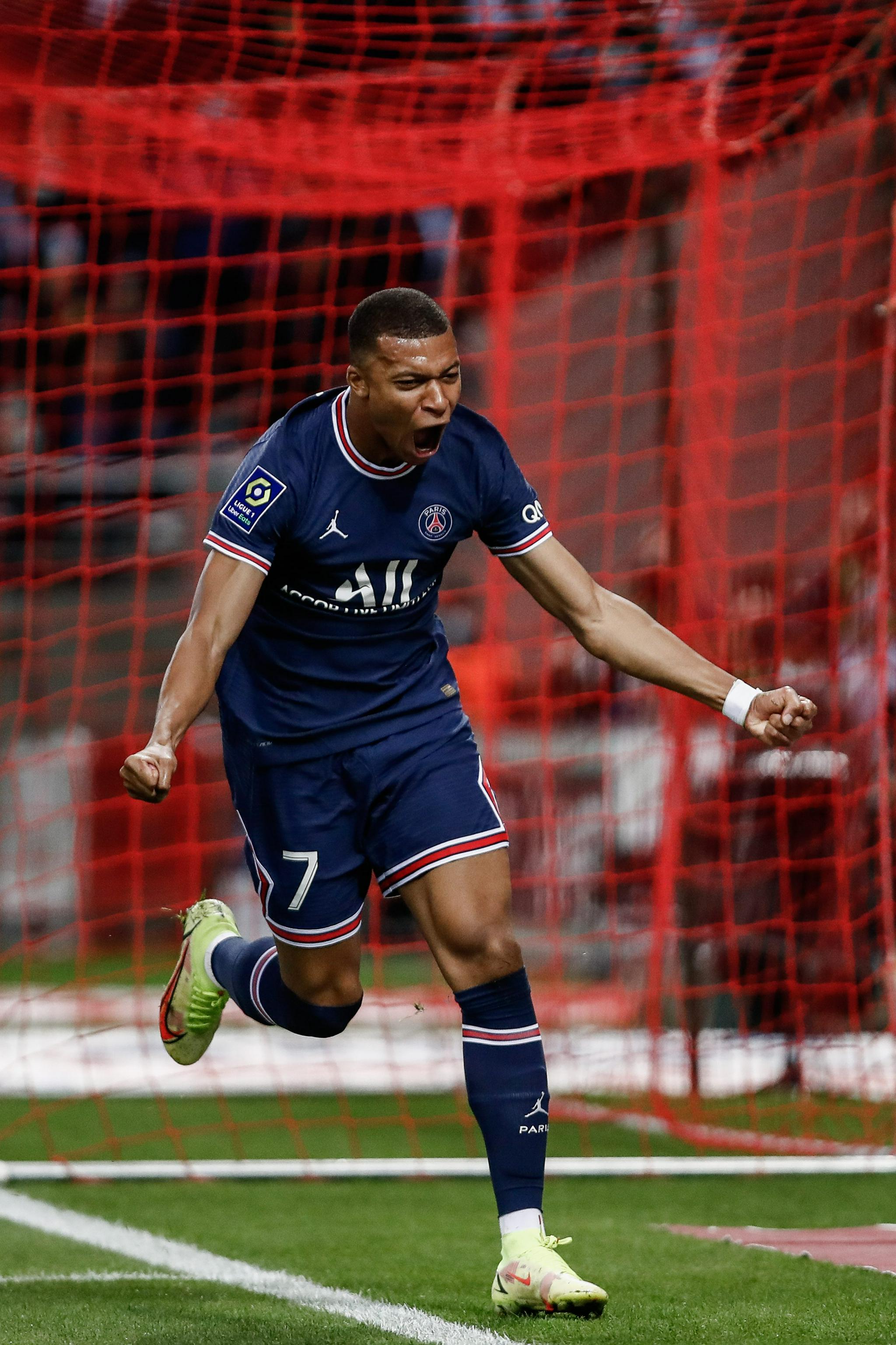 赫斯基：我效力红军时队里都是斗士，现在阵中我见不到这种人（赫斯基：昔日红军满是斗士，如今阵中难觅其人）