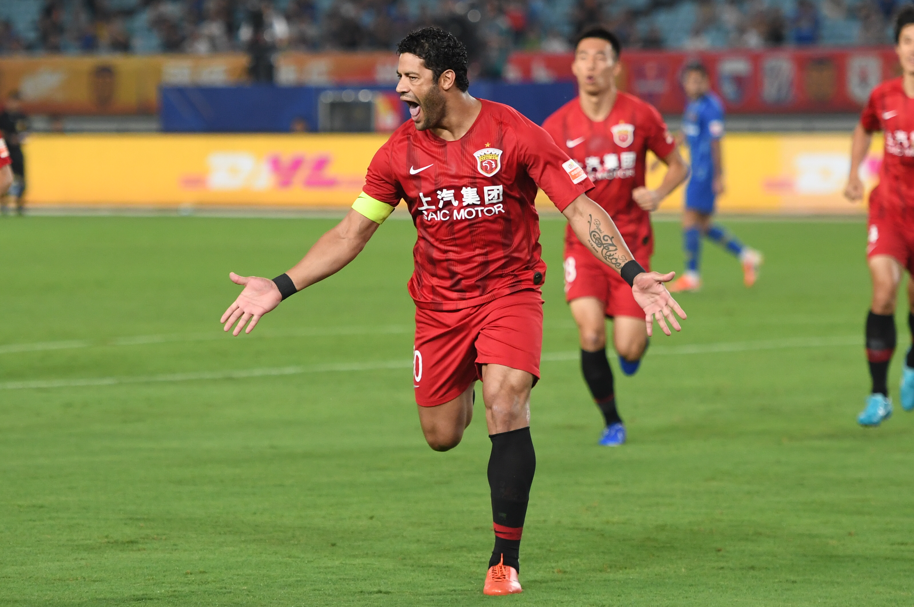 CBA比赛精彩瞬间：深圳队绝杀辽宁,（CBA焦点时刻：深圳队压哨绝杀辽宁队）