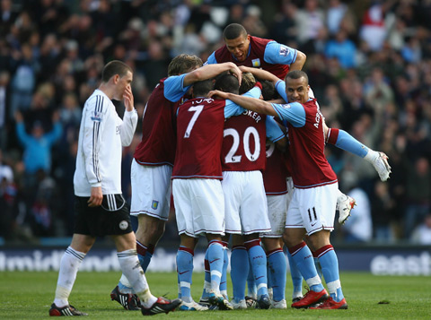 绿帽哥：利物浦高层与斯洛特今日开会，萨拉赫无缘下周欧冠名单（绿帽哥称：利物浦高层今与斯洛特会谈，萨拉赫不进下周欧冠大名单）