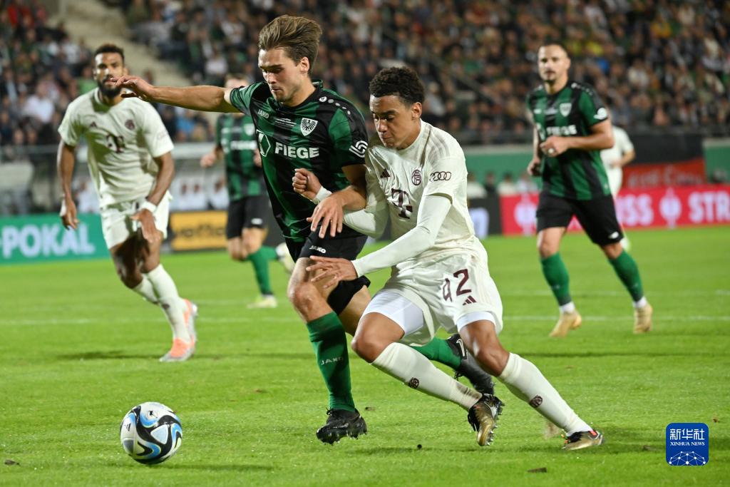 卡恩：近13个赛季德甲拜仁12次夺冠，从长远看这是不健康的