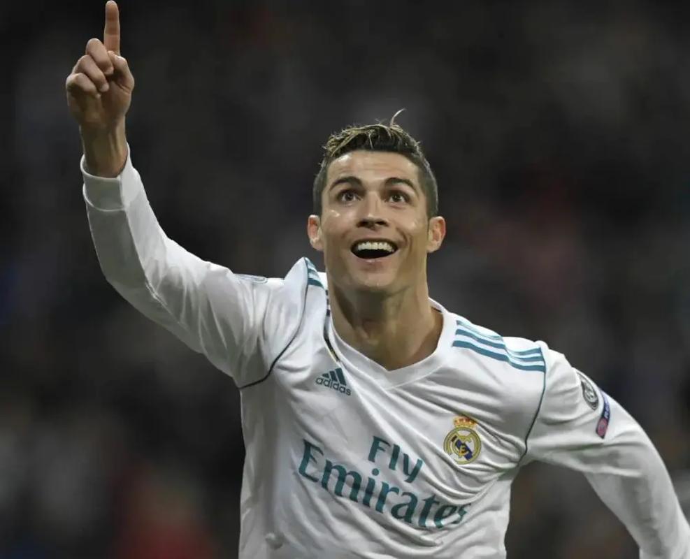 火箭哈登末节爆发连得15分（哈登末节大爆发 连续砍下15分）